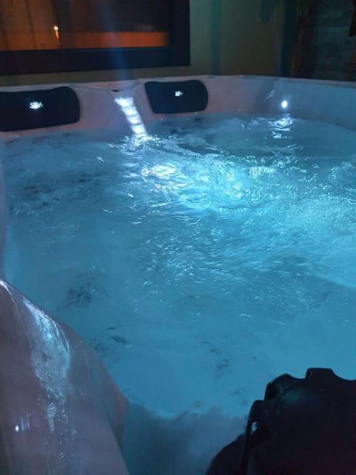 Superbe Appartement Avec Jacuzzi Et Exterieur Perpignan Eksteriør bilde