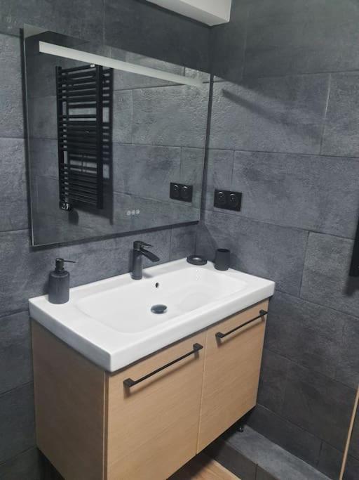 Superbe Appartement Avec Jacuzzi Et Exterieur Perpignan Eksteriør bilde
